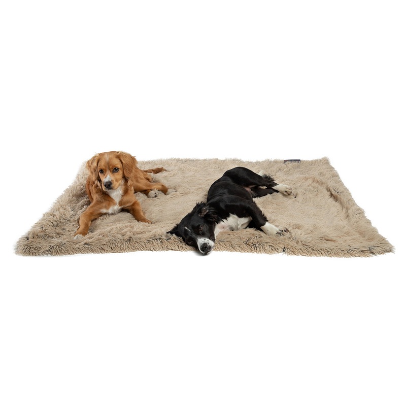Best Friends by Sheri Blanket Shag Taupe 40×50
