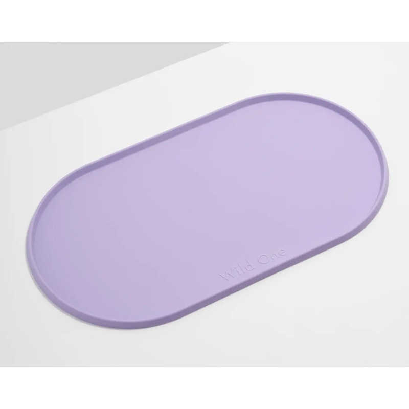 Curved Silicone Placement in Lilac