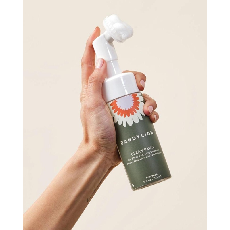 Clean Paws No-Rinse Foaming Cleanser for Dogs (Vegan & Cruelty Free)