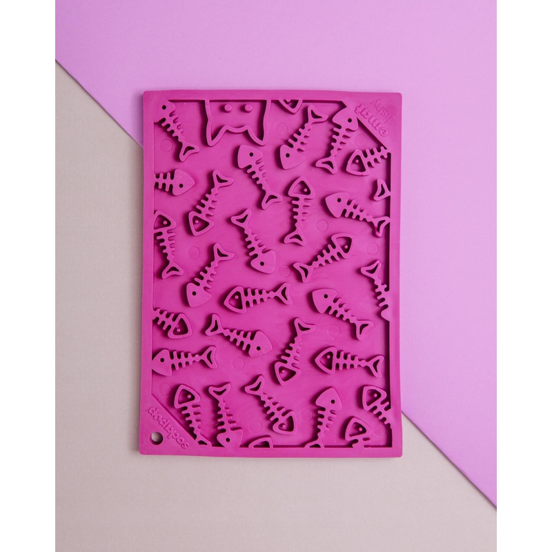 Fishy Pet Lick Mat (Made in the USA)