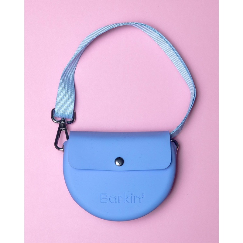 The Barkin’ Silicone Treat Pouch