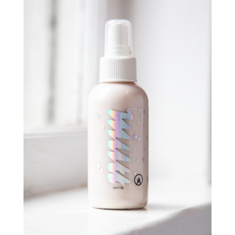 No Rinse Dry Shampoo Mists for Pets in Fresh Strawberry with Eco-Friendly Glitter (Made in the USA) (FINAL SALE)