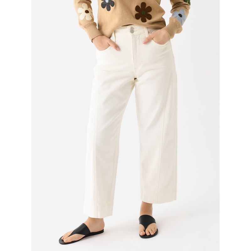 AMO Women’s Anne Bowed Jean