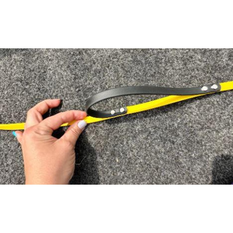 Bacon Bits Hands Free Lead – Black