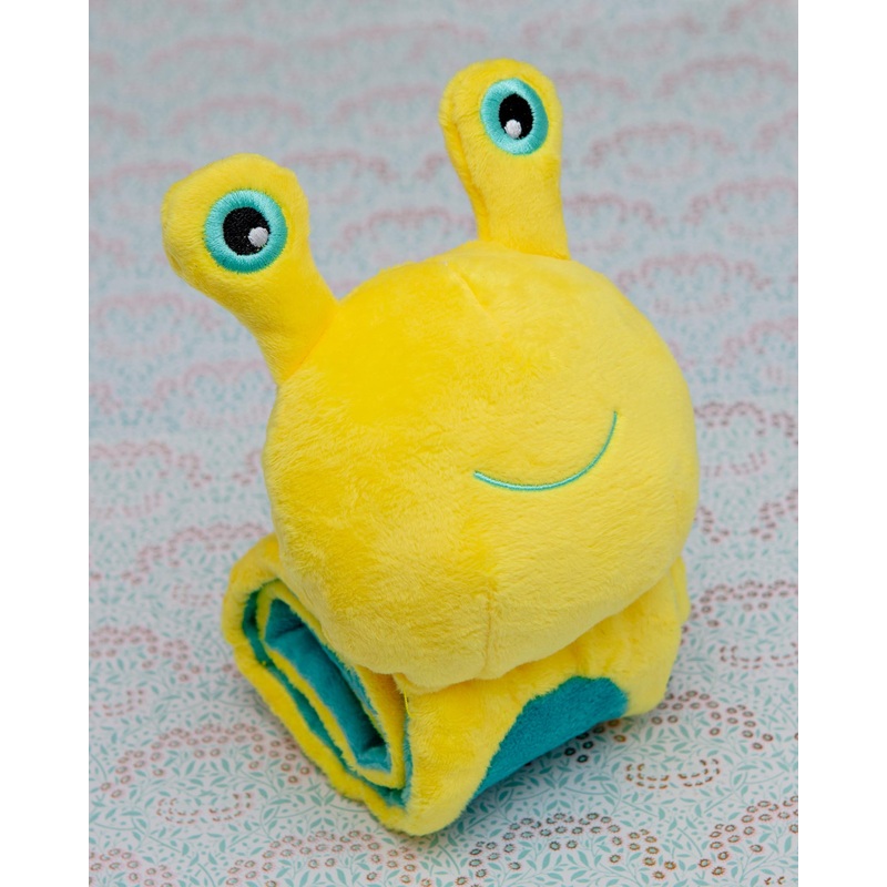 Hide n Seek Snail Snuffle Toy