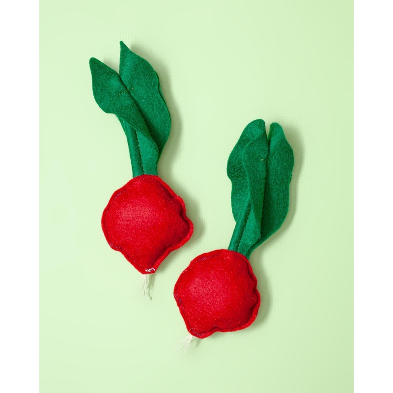 Woolen Crunchy Radish Catnip Toy